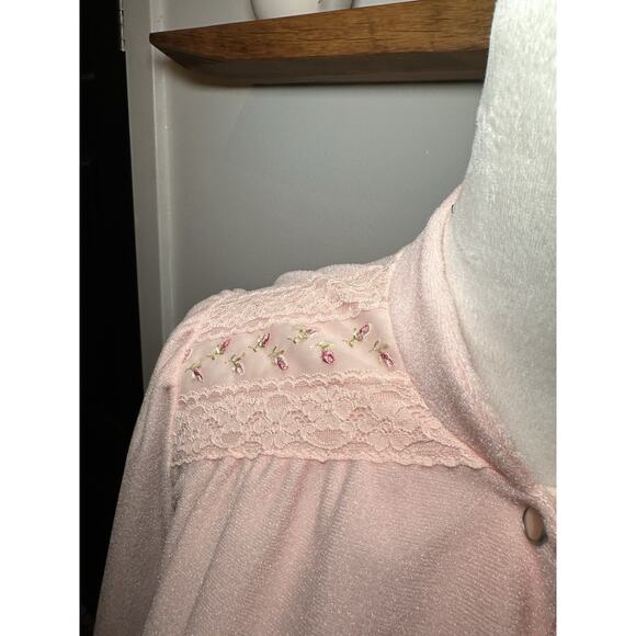 Vintage Vanity Fair S Lace Embroidered Snap Front Pajama Top Cottage Core - Picture 5 of 8